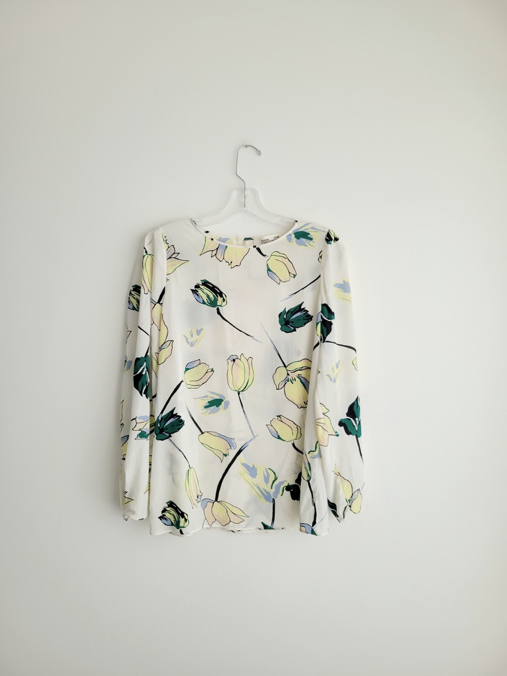 Diane von Furstenberg White Floral Long-Sleeve Silk Blouse